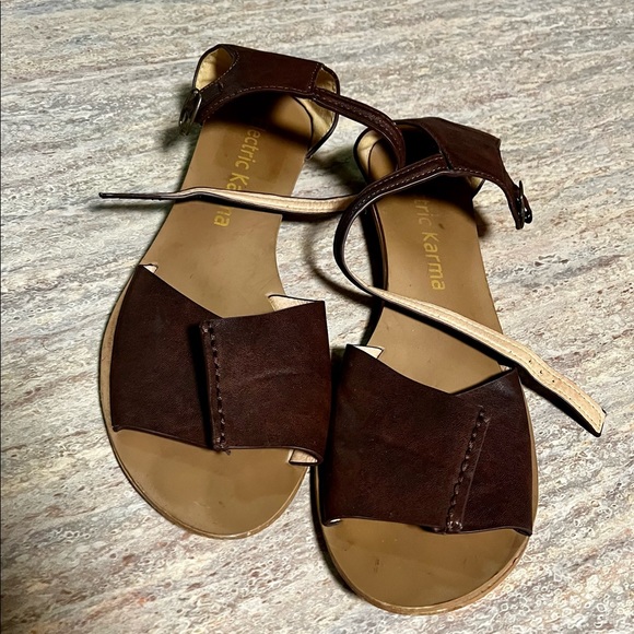 Electric Karma Roman sandals - Picture 3 of 13